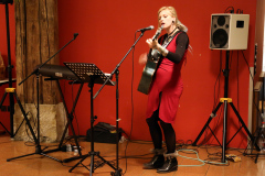 201903230225-Seraina